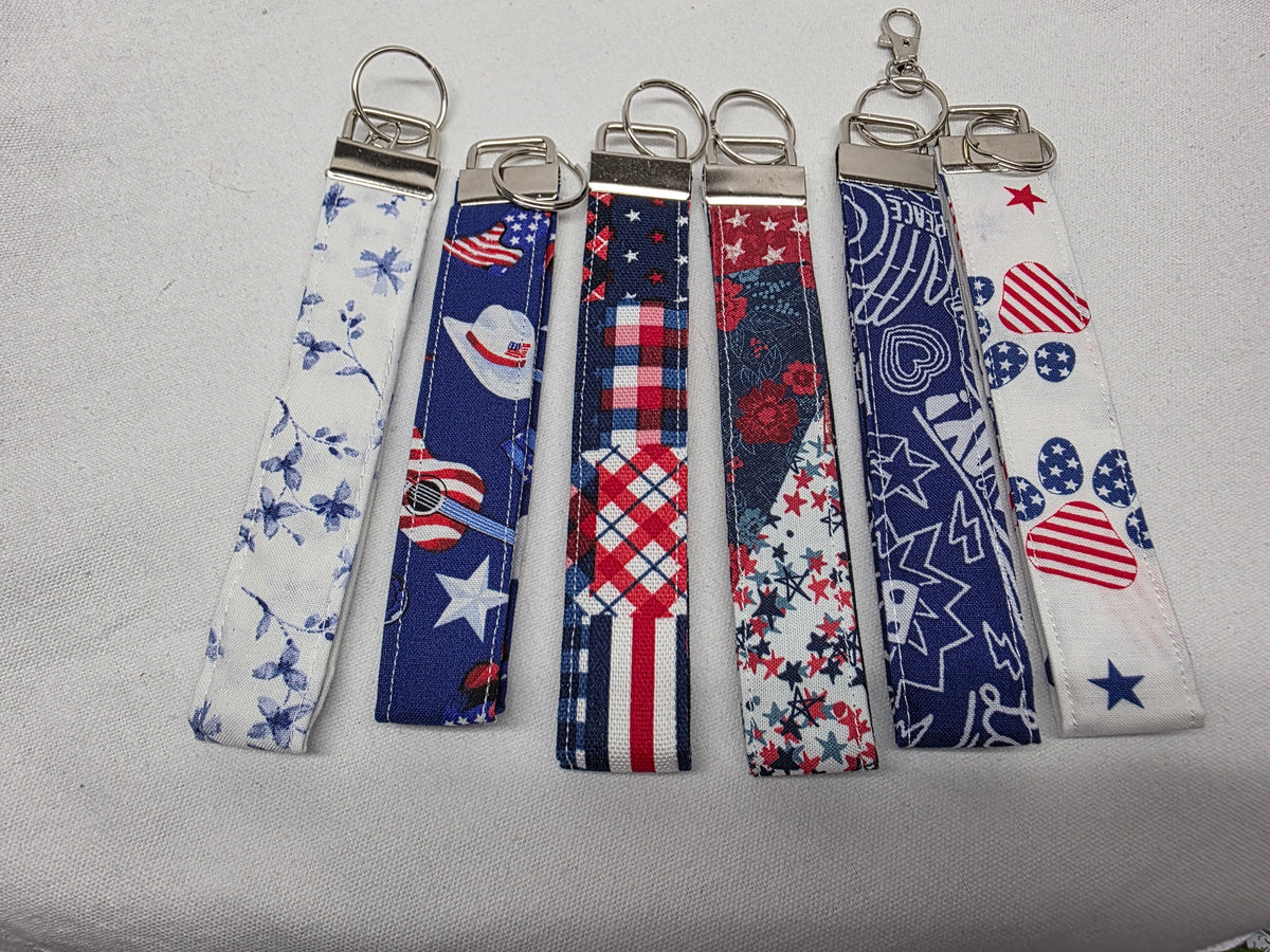 KEY FOB WRISTLETS