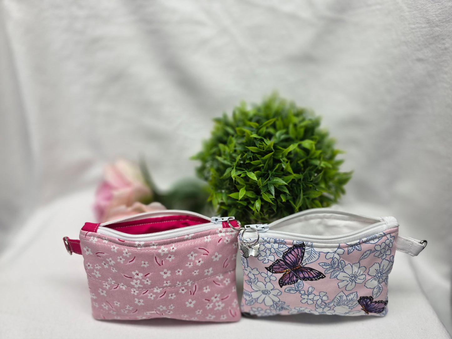SMALL ZIPPER POUCH