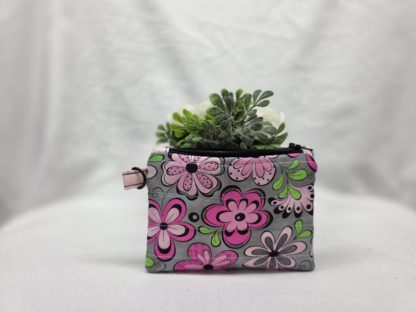 SMALL ZIPPER POUCH