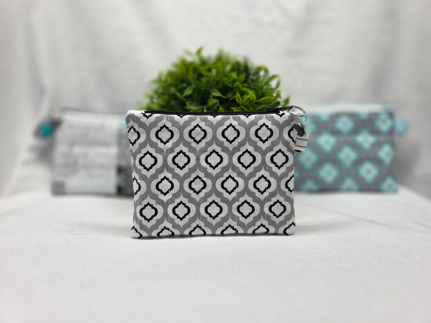 SMALL ZIPPER POUCH