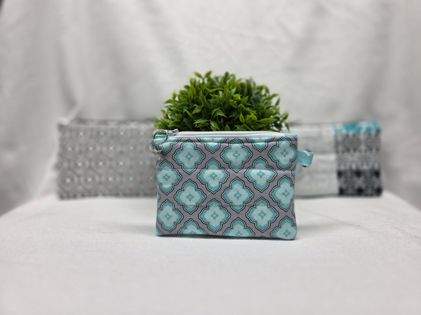 SMALL ZIPPER POUCH