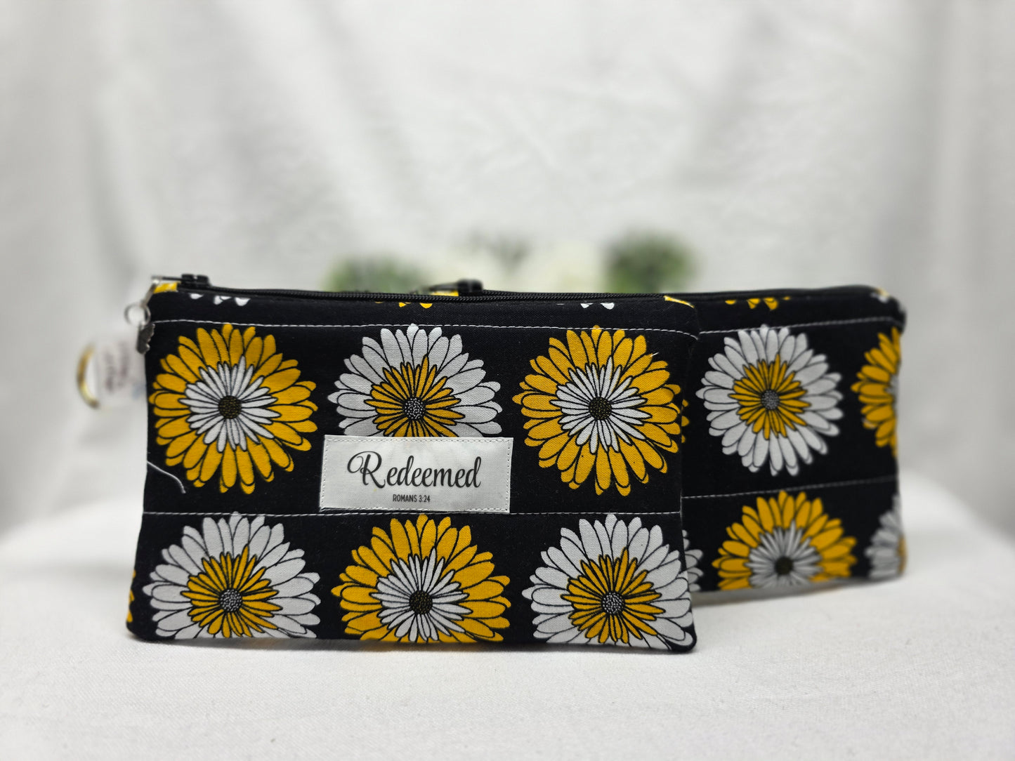 Medium Pouches