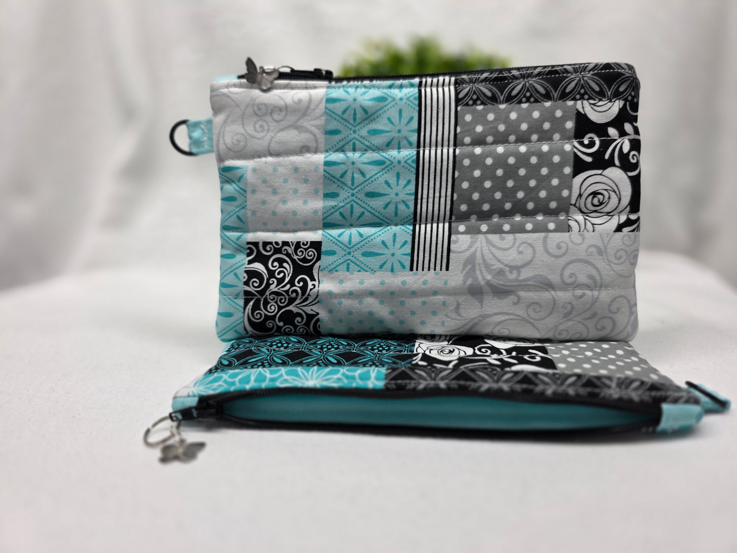 Medium Pouches
