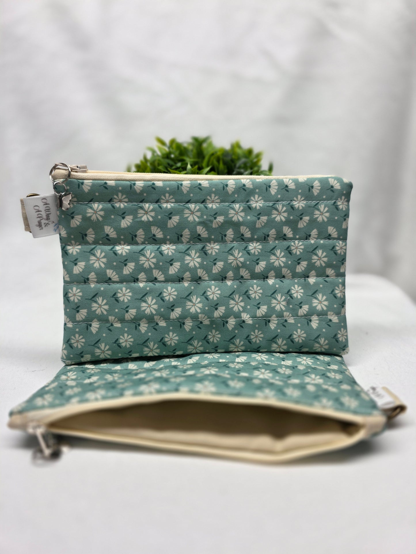 Medium Pouches