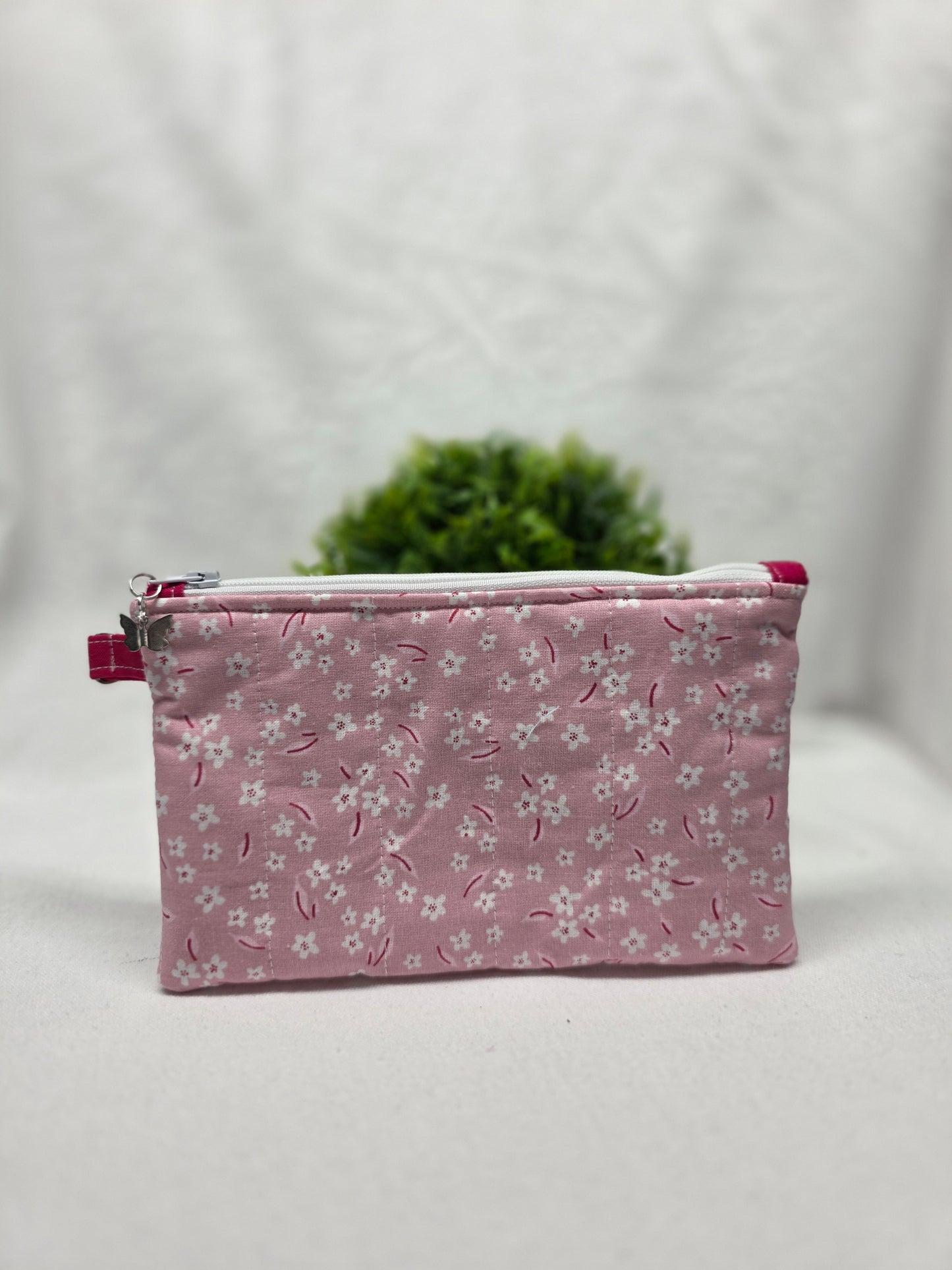 Medium Pouches