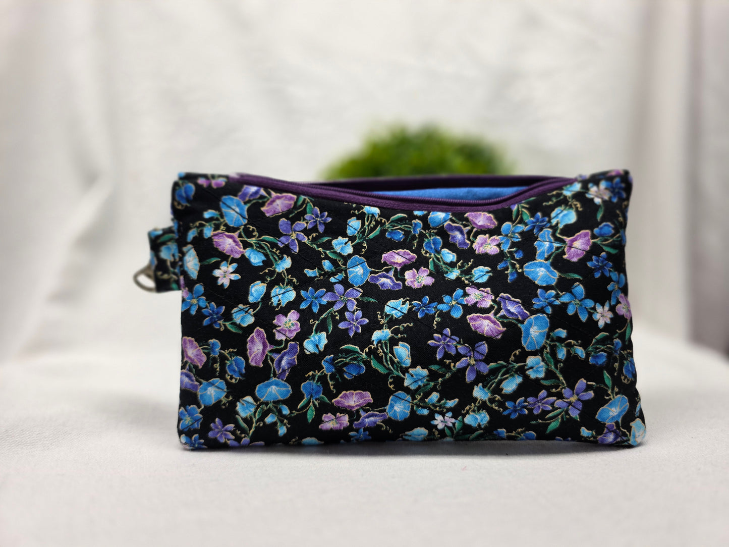 Medium Pouches