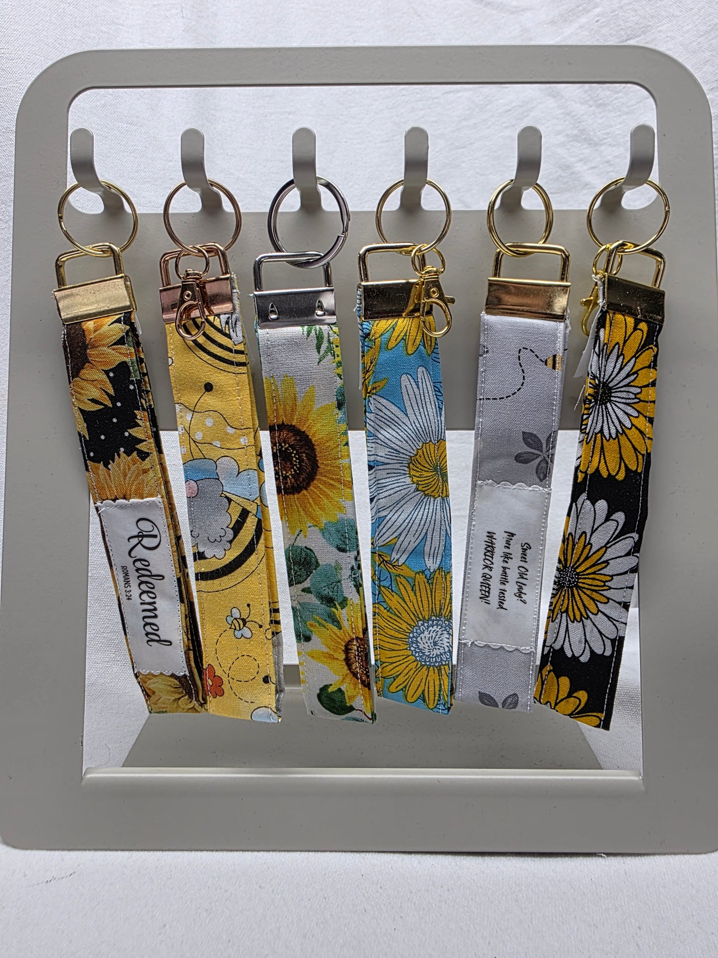 KEY FOB WRISTLETS
