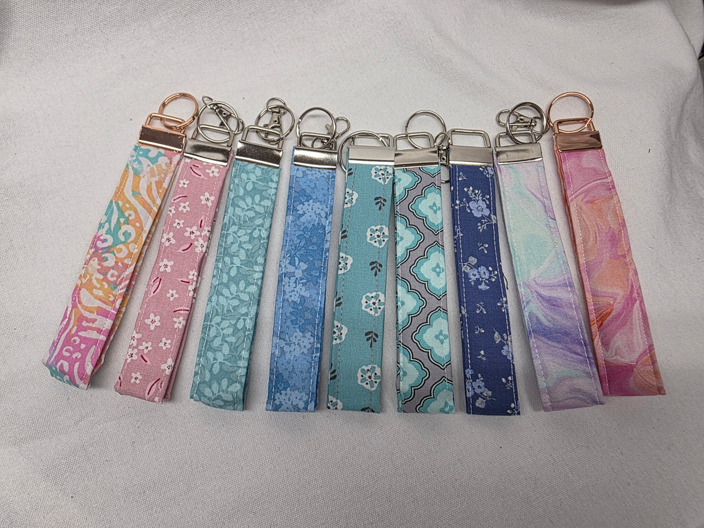 KEY FOB WRISTLETS